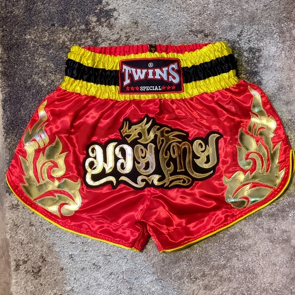 Twins Women's Muai Thai shorts